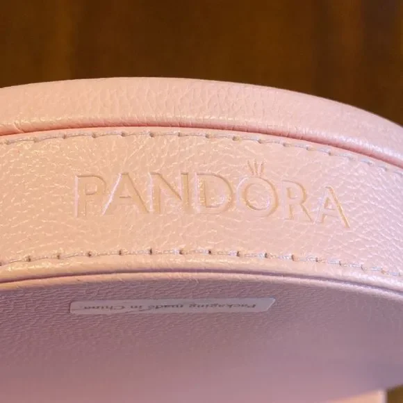 Pandora 20th Anniversary Pink Jewelry Box - Picture 6 of 8